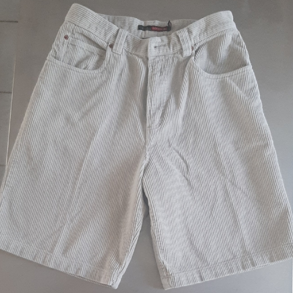 QUICKSILVER Classic COURDUROY Shorts in Cream Size 30